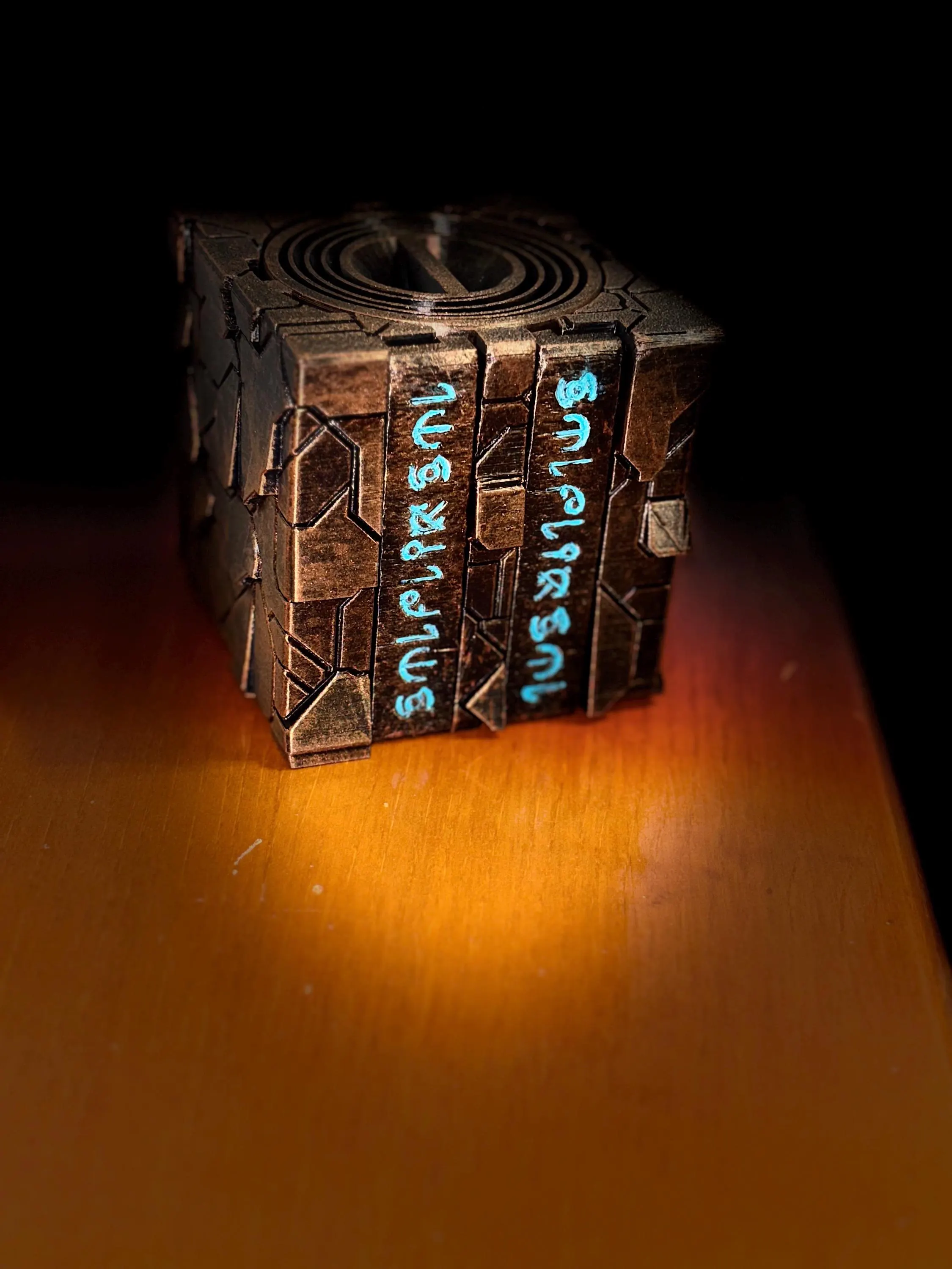 Caixa de Enigma Secreta com Mecanismo Oculto – Cubo de Artefacto Misterioso – Presente Único para Ele – Caixa Desafio de Raciocínio – Decoração Geek – Estilo Steampunk